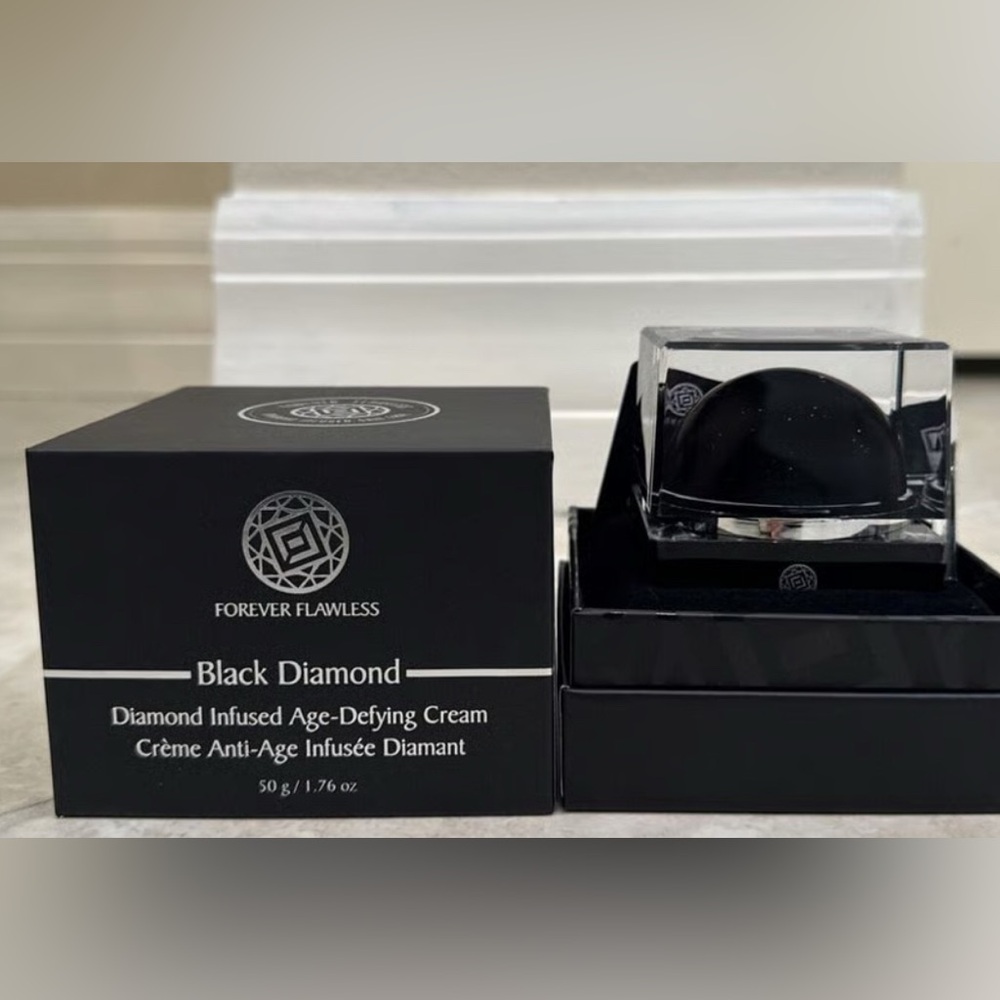Diamond Infused Age- Defying Thermal Mask